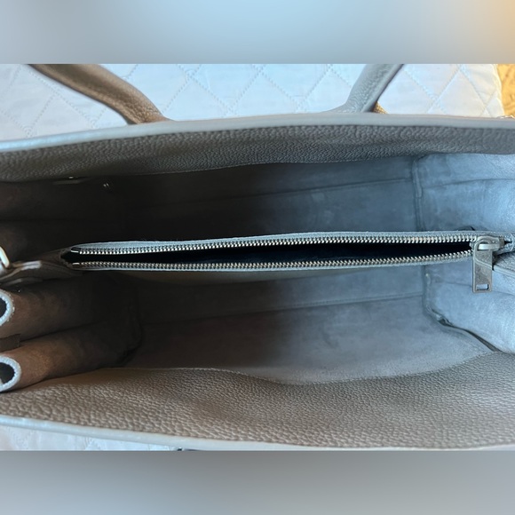 Saint Laurent Grained Calfskin Small Supple Sac de Jour in color “Fog” - Picture 6 of 10